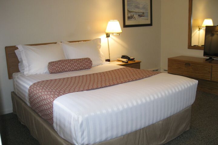 Room 10 of 20