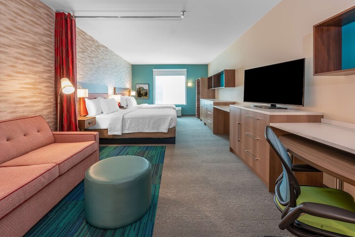 Room 15 of 38