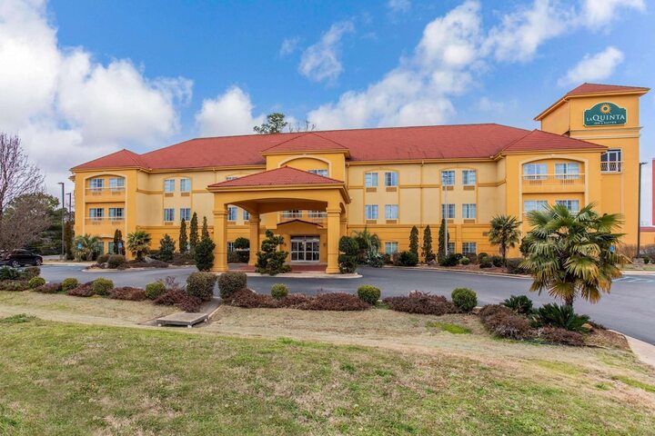 Hotel 3 of 30