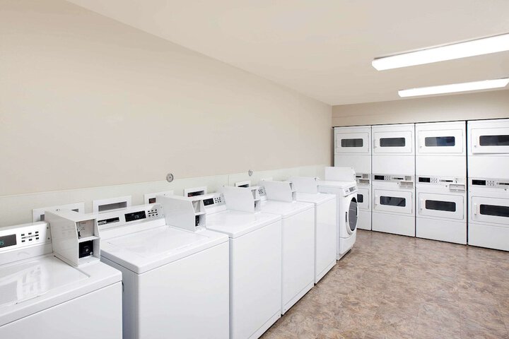 WoodSpring Suites College Station