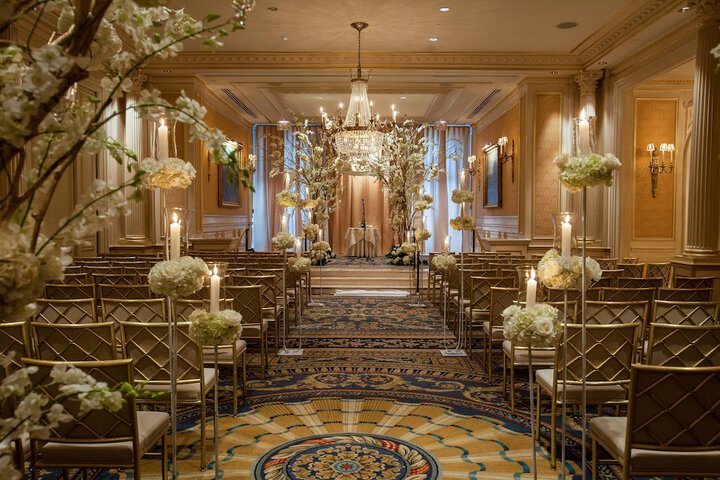 Ballroom/Hall 152 of 162