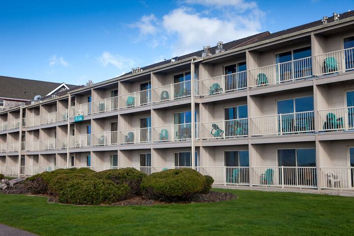 Hotel 8 of 66