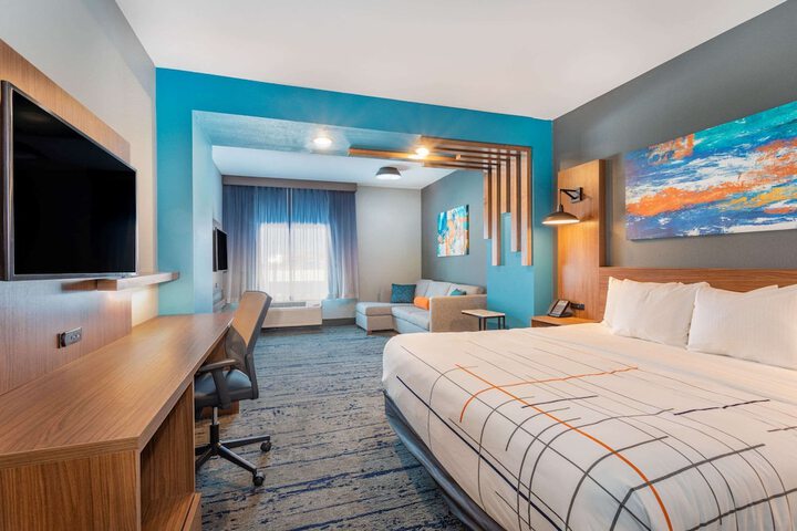 Room 29 of 63