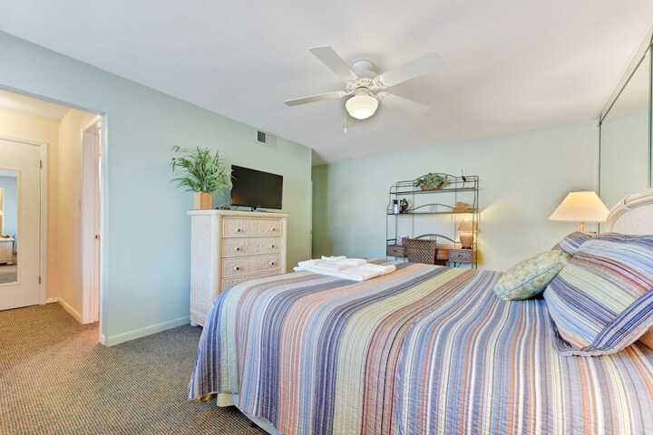 Room 20 of 33