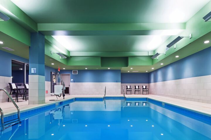 Pool 6 of 34