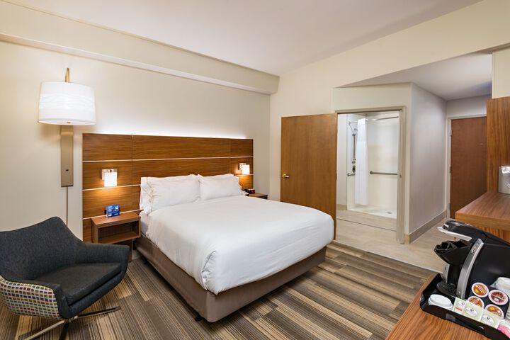 Room 20 of 44