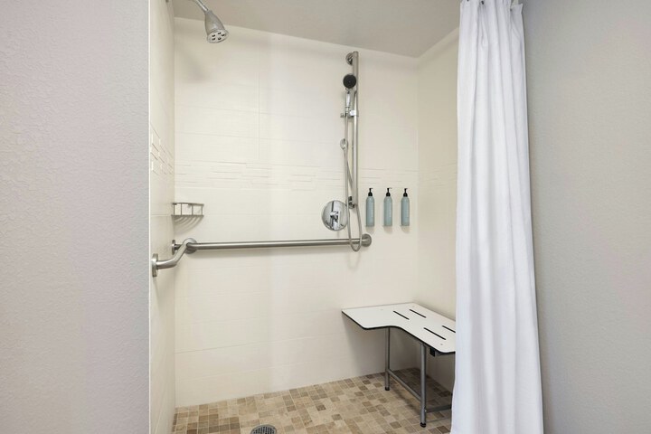 Room 44 of 55