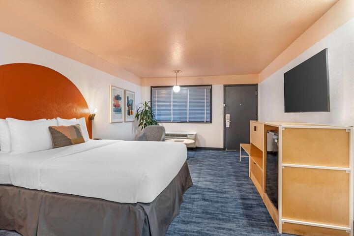 The Sandman Santa Rosa Sonoma an Ascend Collection Hotel