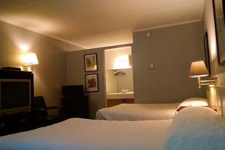 Room 26 of 75