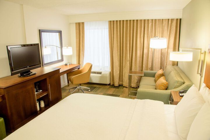 Room 7 of 40