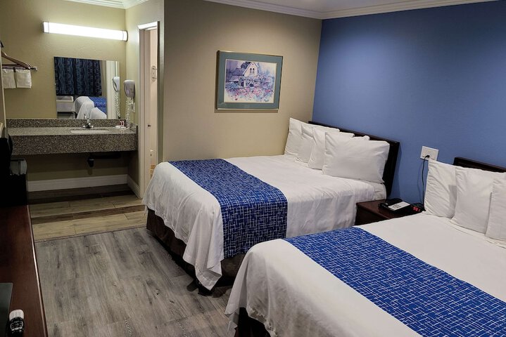 Room 40 of 44