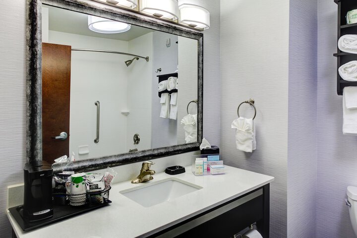 Room 40 of 56