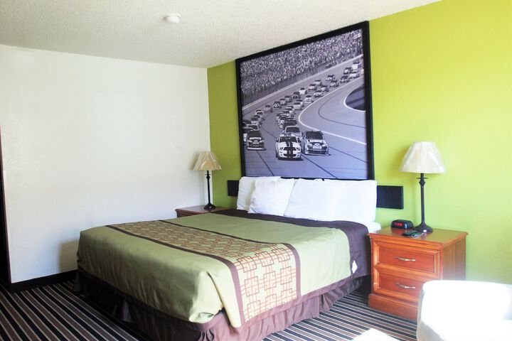 Room 26 of 57