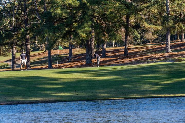 Golf 27 of 33