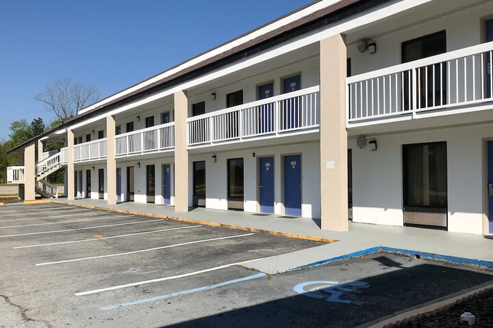 Hotel 5 of 45