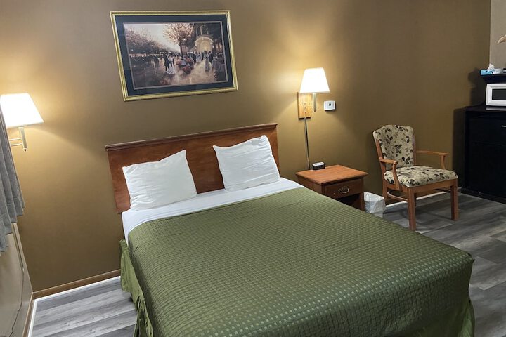 Room 49 of 61