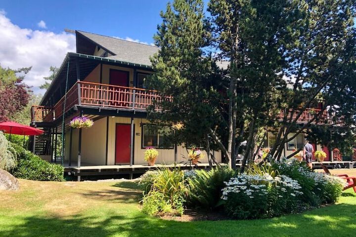Discovery Inn