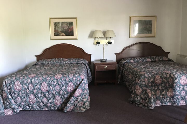 Room 13 of 38