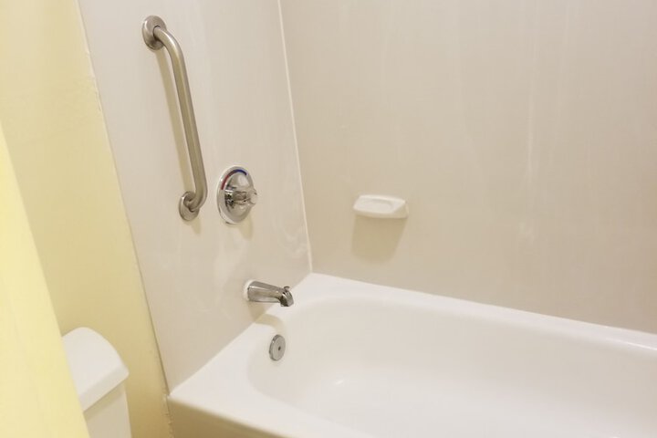 Room 20 of 25