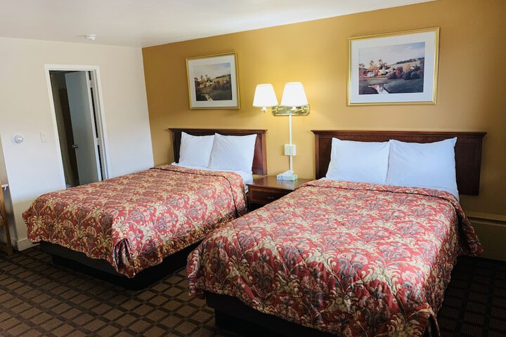 Room 22 of 39