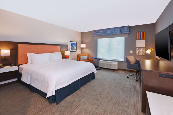 Room 18 of 33
