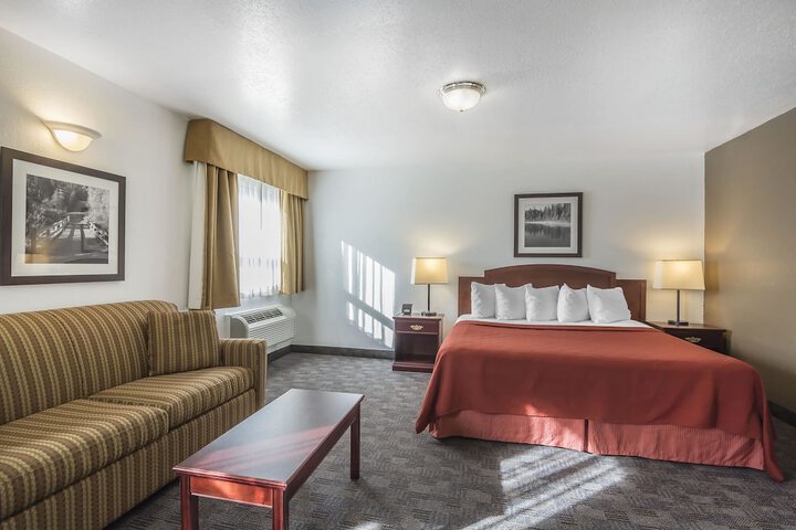 Quality Hotel & Conference Centre