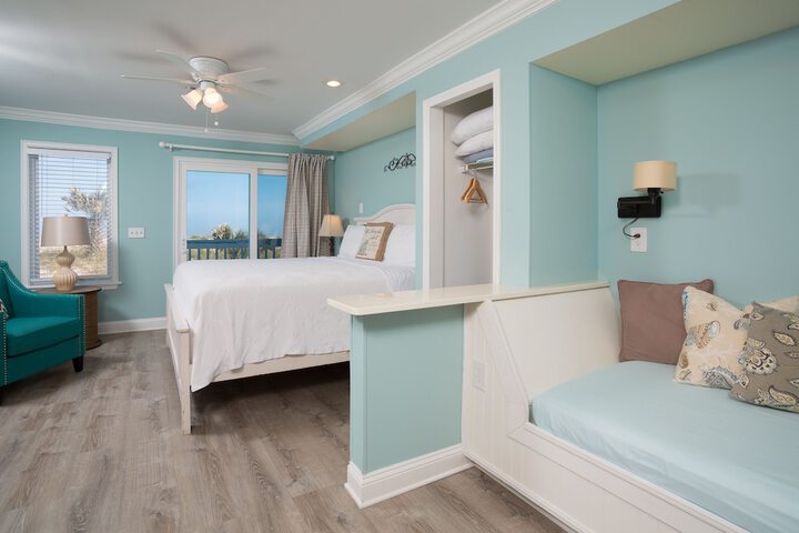 Room 28 of 50