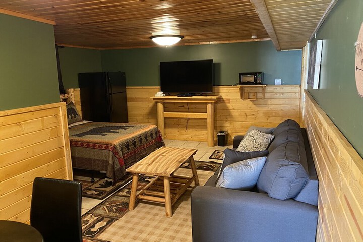 The Fishing Bear Lodge