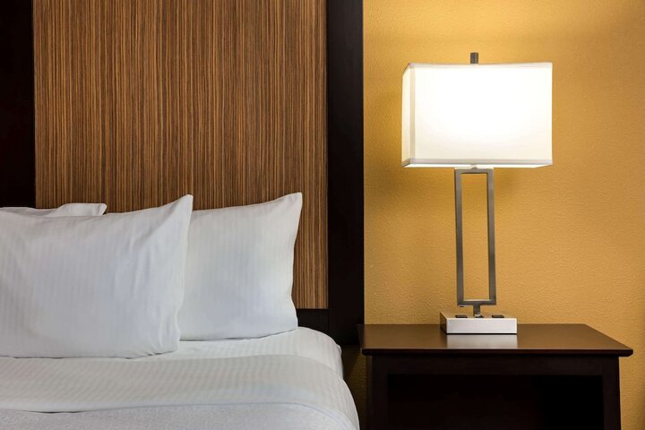 Room 21 of 44