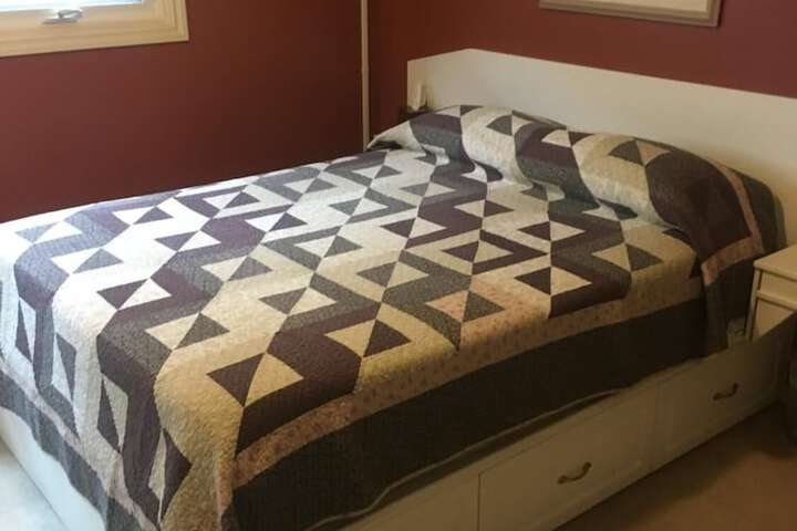 Room 9 of 19