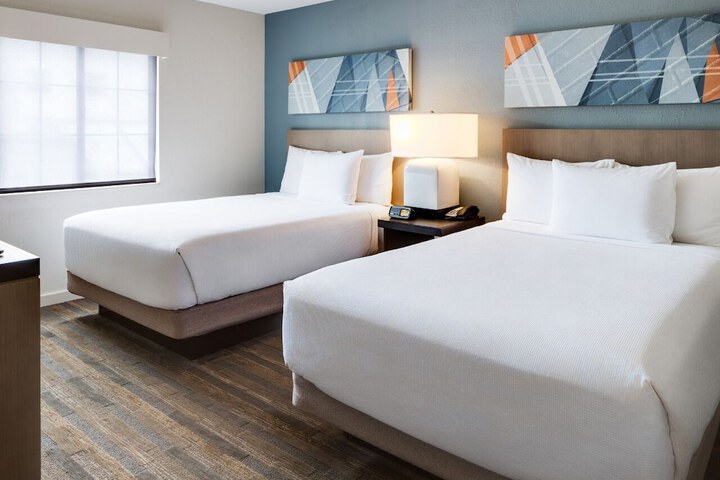 HYATT house Boston / Waltham