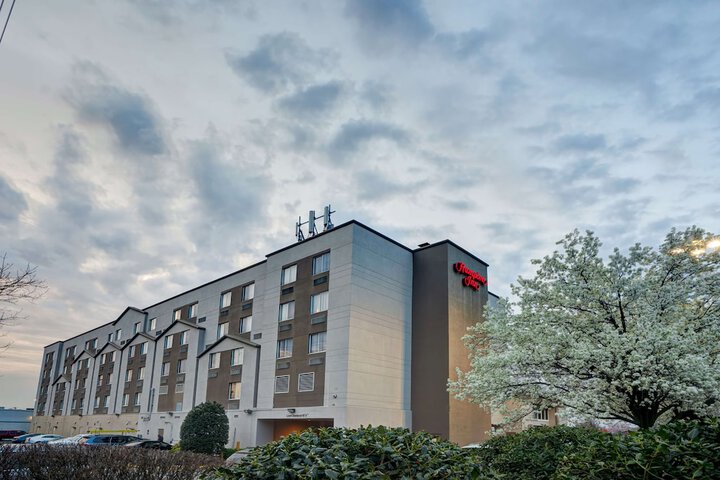 Hotel 2 of 49