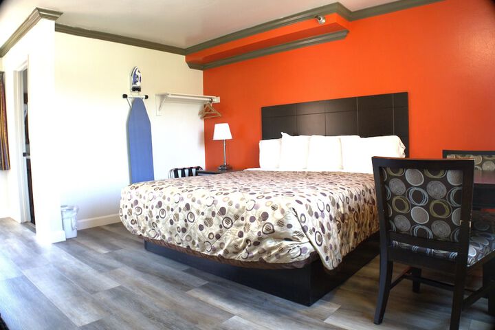 Room 41 of 56