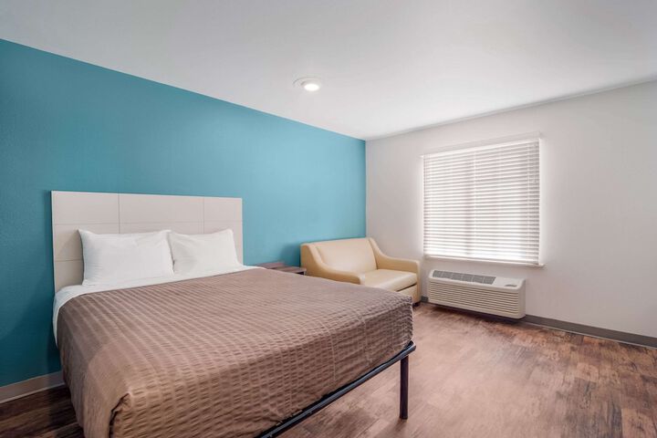 Room 15 of 27