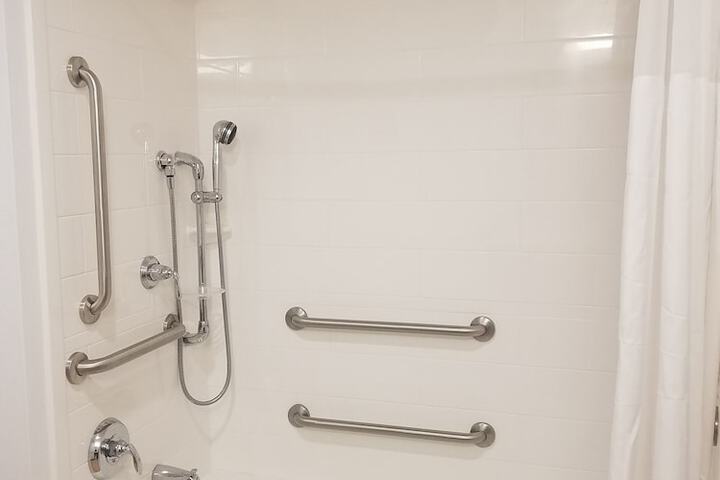 Room 14 of 50