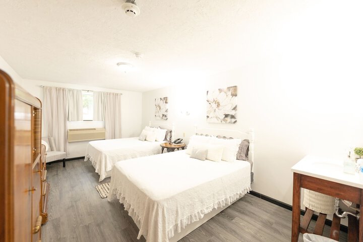 Room 15 of 24
