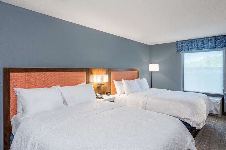 Hampton Inn & Suites Hopkinsville