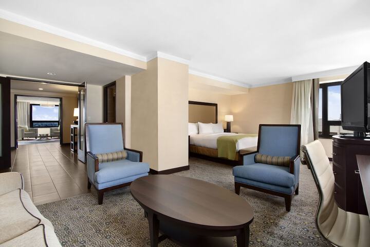 Room 55 of 100