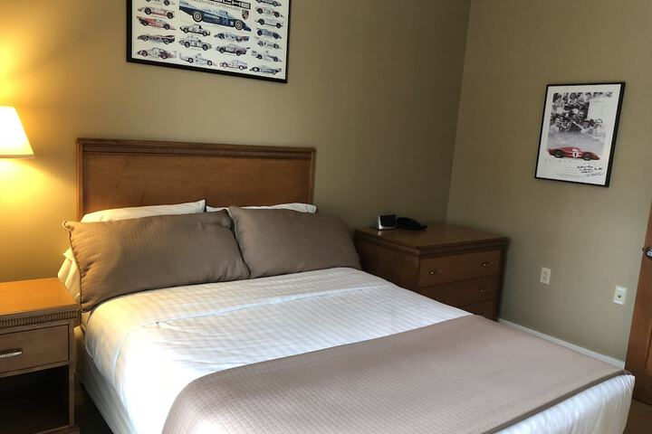 Room 26 of 34
