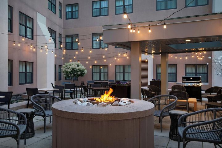 Residence Inn Portland Downtown / Waterfront