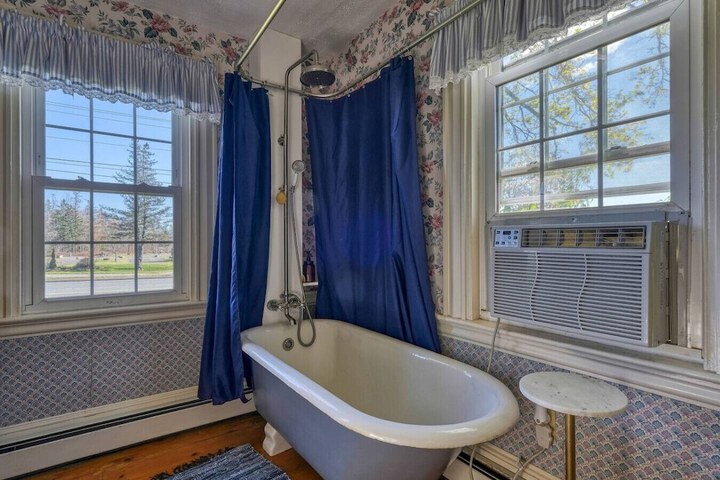 Open Hearth Inn