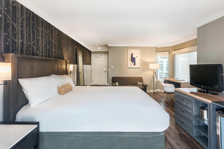 UpValley Inn & Hot Springs Napa Valley an Ascend Collection Hotel