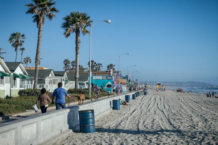 Beach 28 of 30