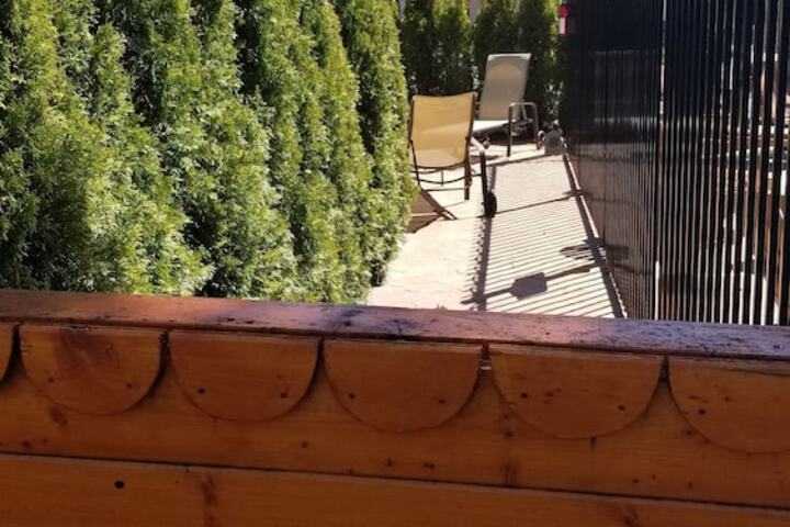 Hotel 8 of 245