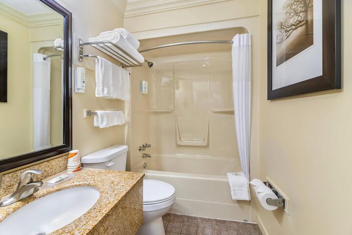 Quality Inn & Suites