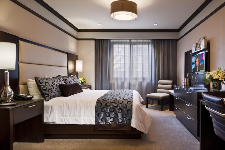 Room 8 of 29