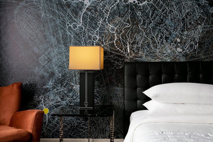 Room 10 of 48