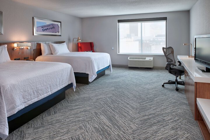 Room 13 of 25