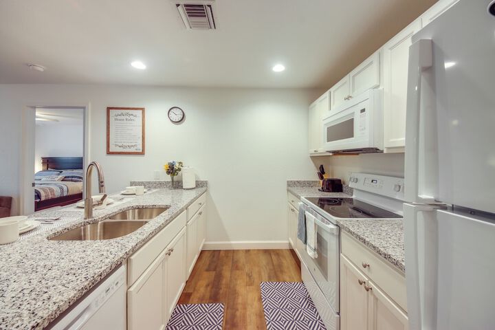Labelle Apartment Close to Parks!