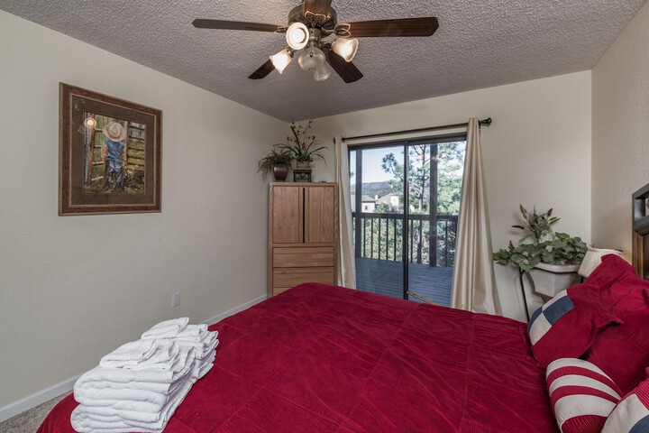Room 16 of 26